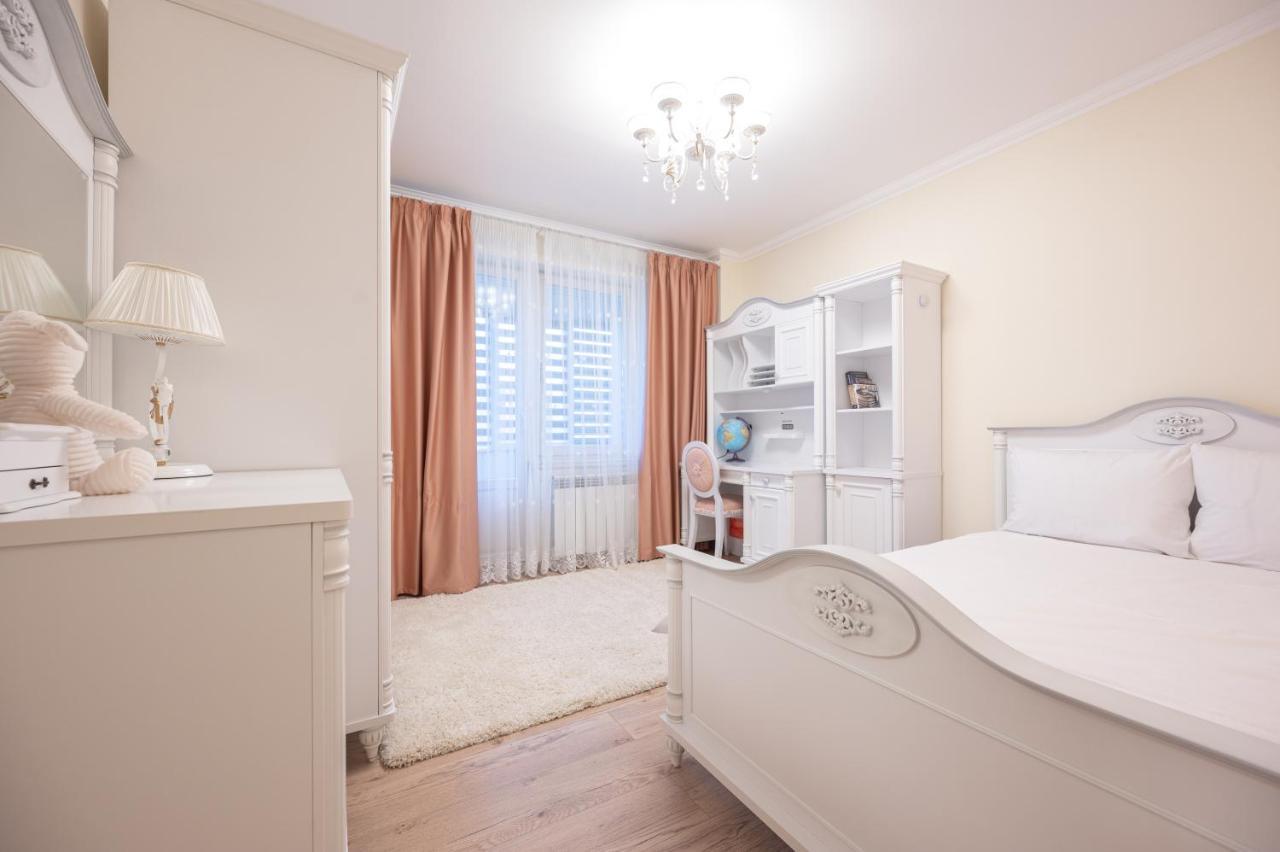 Dragos Flat Apartment ออราแด ภายนอก รูปภาพ