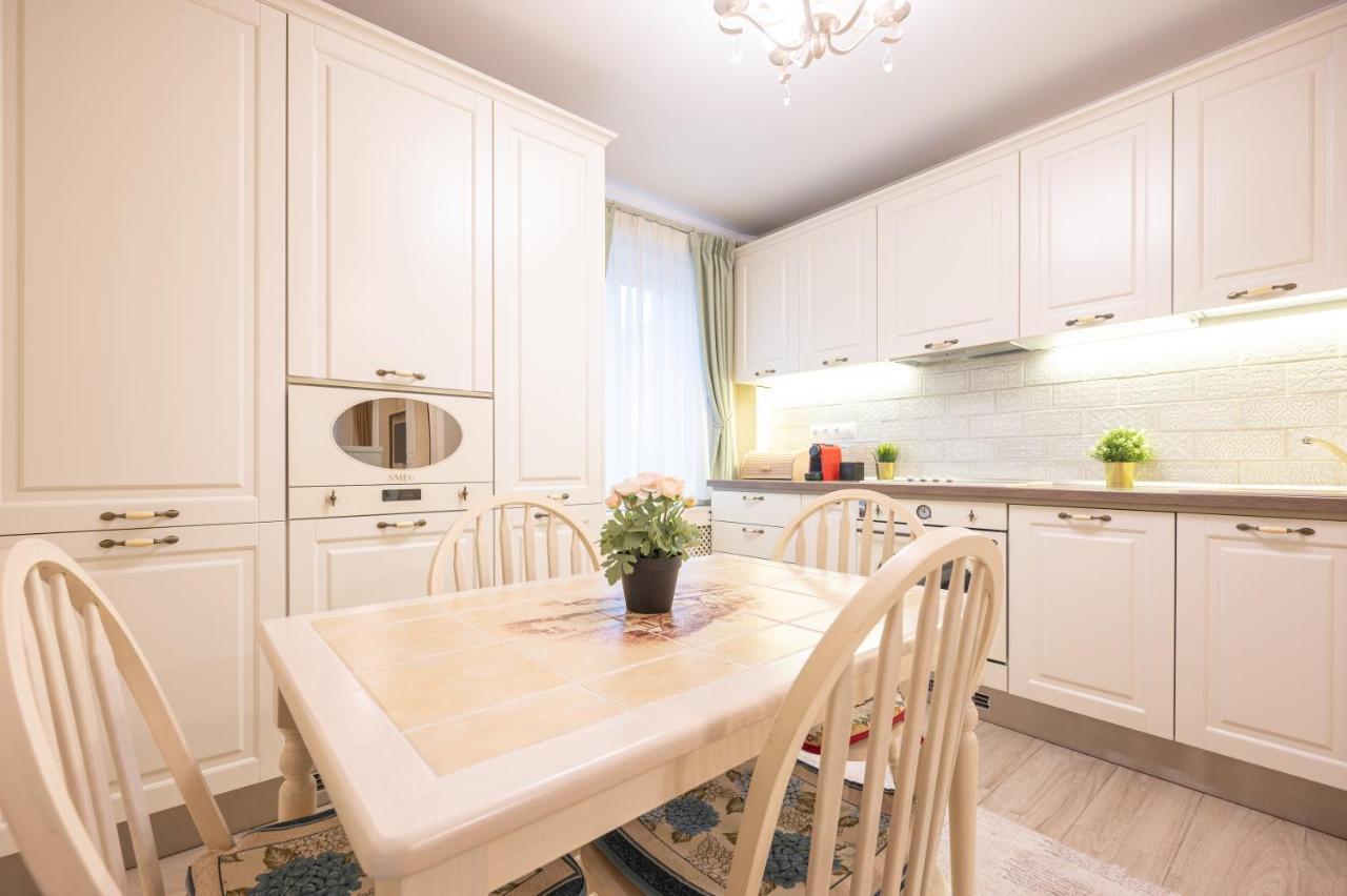 Dragos Flat Apartment ออราแด ภายนอก รูปภาพ